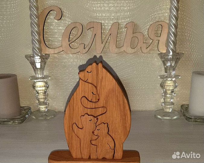 Статуэтка из дерева для декора