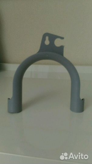 Крепеж для шланга стиральной машины