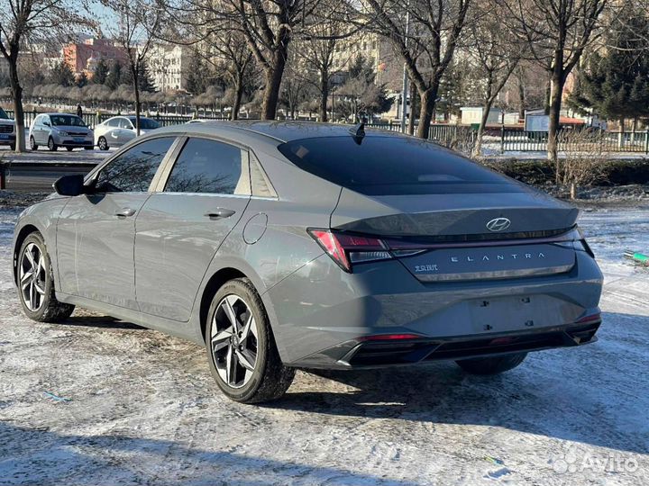 Hyundai Elantra 1.5 CVT, 2022, 30 000 км