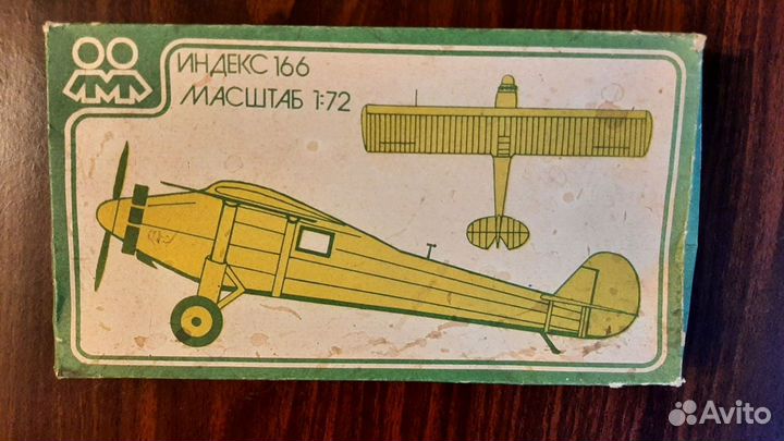 Сборная модель самолета 1/72 novo