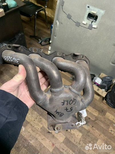 Коллектор выпускной Volkswagen Golf 5