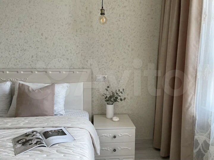 2-к. квартира, 65 м², 13/16 эт.