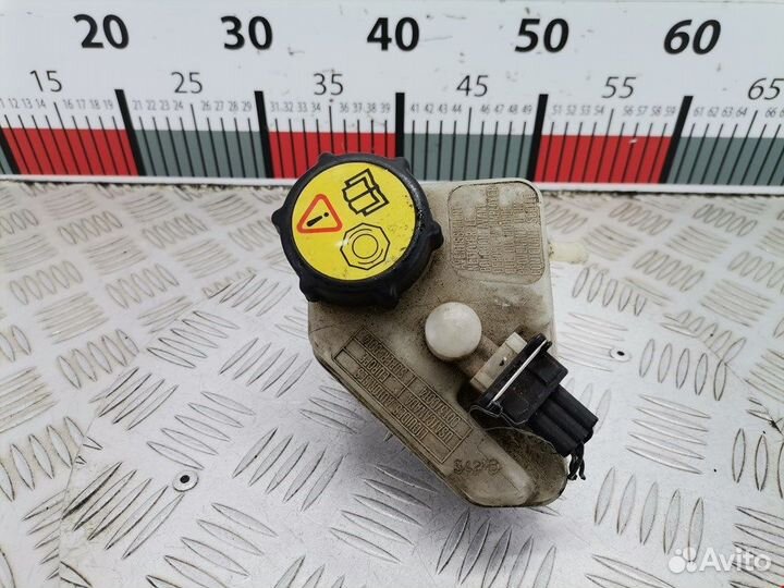 Бачок тормозной жидкости для Ford Cougar 1026839