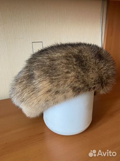 Берет женский норковый 57 размер
