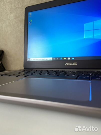 Ноутбук asus zenbook UX310U (intel core i3-7100U)