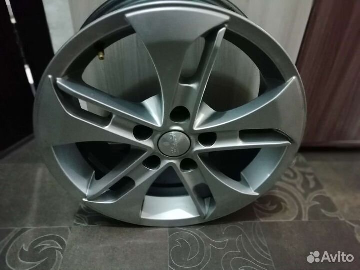 Литые диски r 16