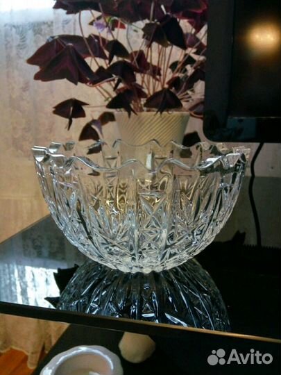 Хрустальные вазы,конфетницы