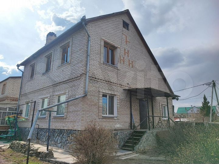Дом 278 м² на участке 10 сот.