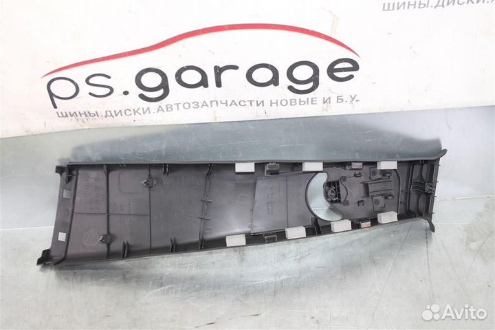 Обшивка стойки правая средняя Nissan Teana J31