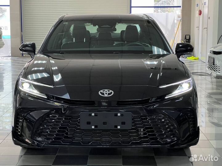 Toyota Camry 2.0 CVT, 2024