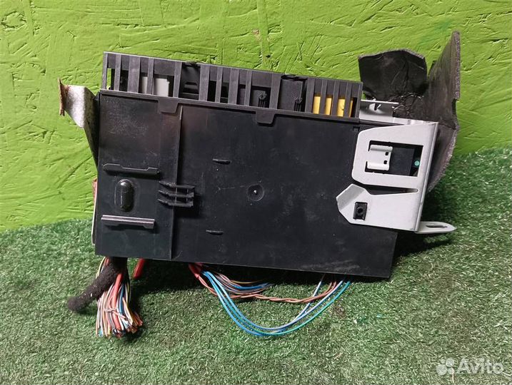 Блок предохранителей Mercedes Benz E-class W211 2