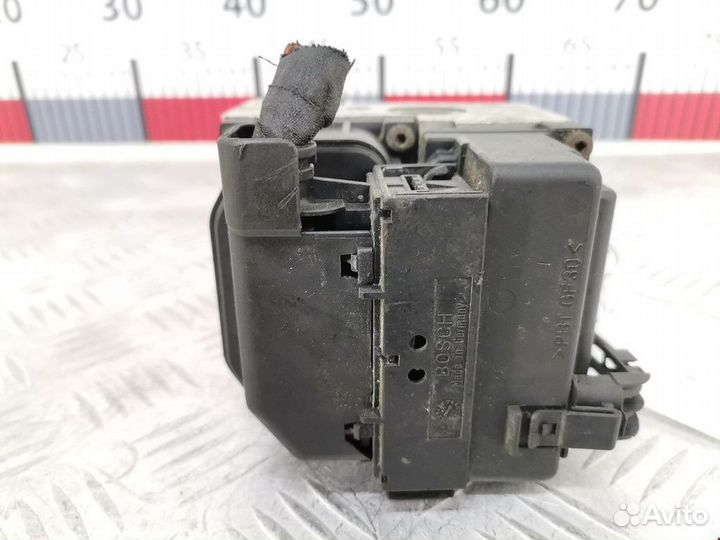 Блок ABS Volkswagen Passat B3 1996 8E0614111D