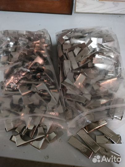 Накладки на петли Блюм