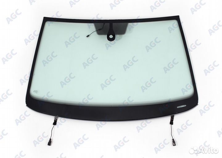 Лобовое стекло на VW Golf