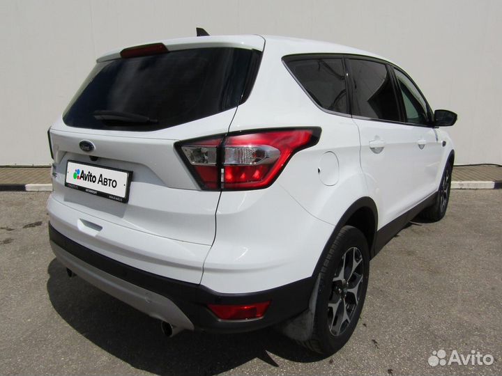 Ford Kuga 2.5 AT, 2017, 199 500 км