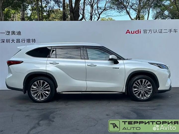 Toyota Highlander 2.5 AT, 2021, 40 000 км