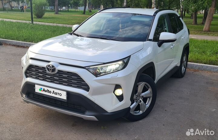 Toyota RAV4 2.0 CVT, 2021, 50 000 км