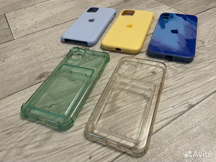 Чехлы на iPhone 11