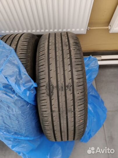 Goodyear EfficientGrip 225/55 R19