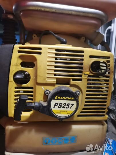 Бензиновый опрыскиватель