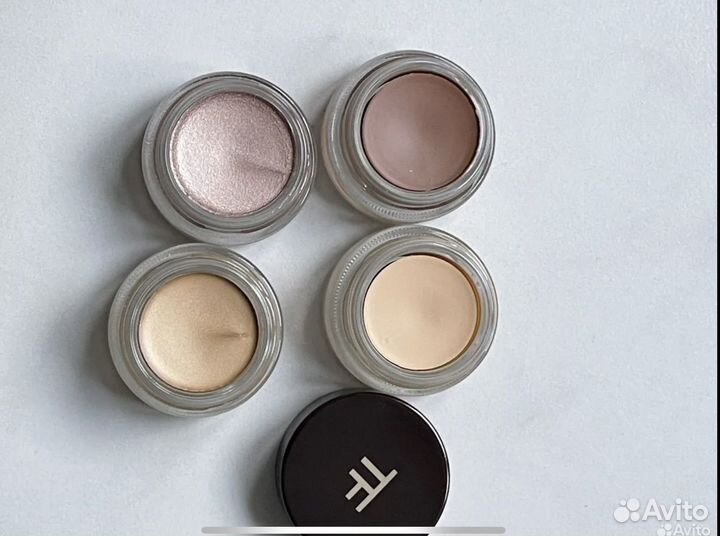 Кремовые тени Stellary