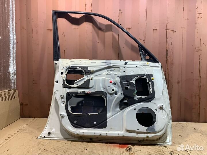 Дверь передняя левая Lexus lx470 2004г