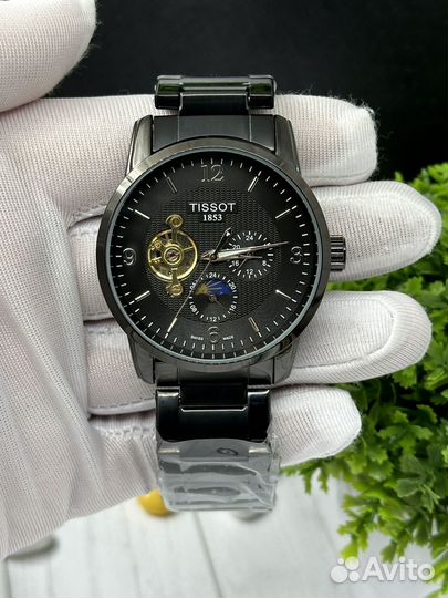 Часы мужские механические