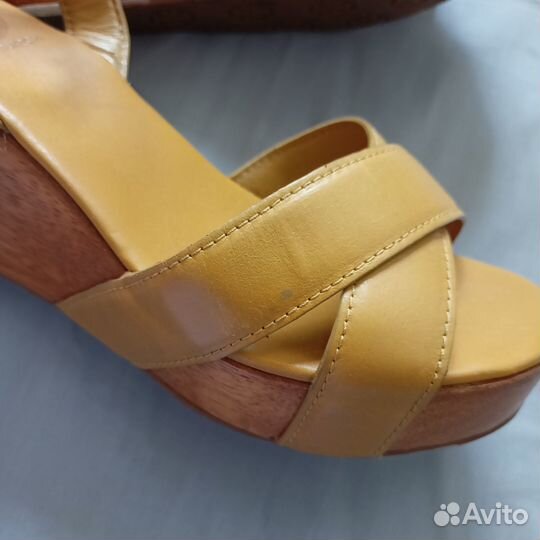 Tory Burch босоножки на танкетке (38)