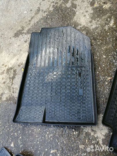 Автомобильные коврики резиновые kia rio 4
