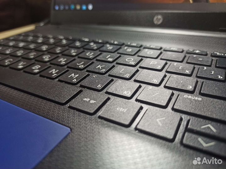 HP 15S, Ryzen 7 3700u / Intel i5 1135g7