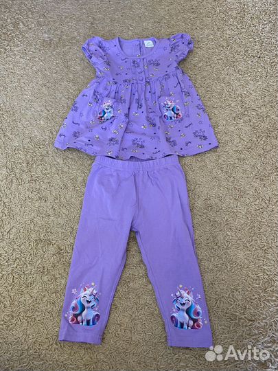 Костюм на девочку 92