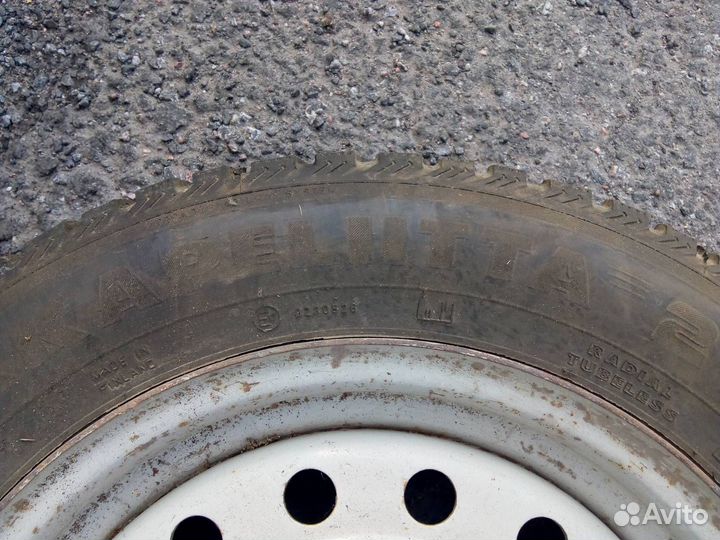 R15 Nokian Tyres Hakkapeliitta 2 195/65, PCD 5x98 DIA 10