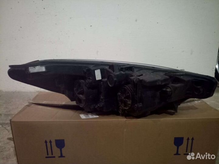 Фара б/у Kia Cerato 2014 г. передняя левая