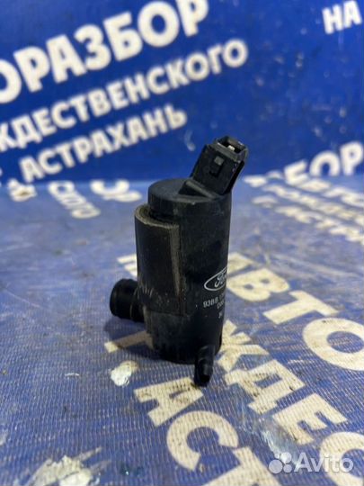 Моторчик омывателя лобового стекла Ford Focus 1