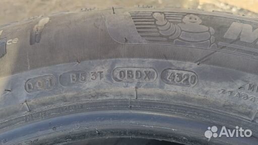 Michelin X-Ice North 4 SUV 225/65 R17 106T