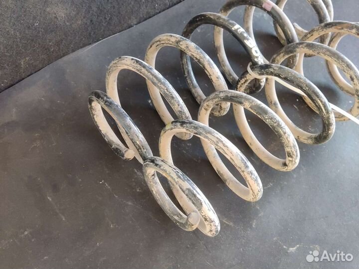 Пружина задняя Peugeot 307 sw