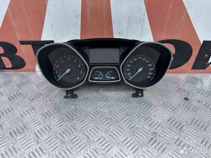 Панель приборов Ford Kuga 2