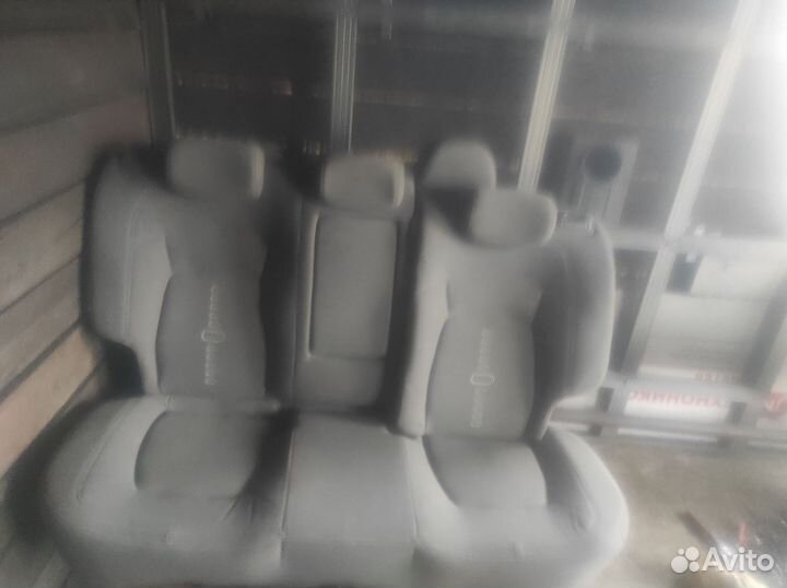 Продам торпеду на кия спортейж3 и сиденья