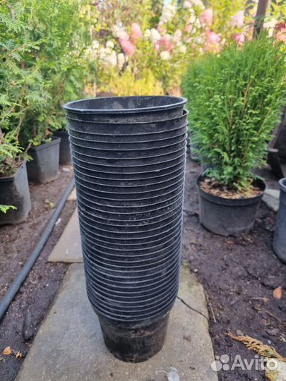 Контейнеры для растений (горшки)