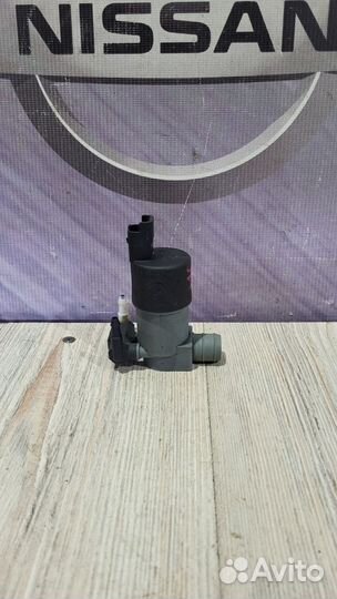 Моторчик Насос Мотор омывателя Nissan qashqai J10