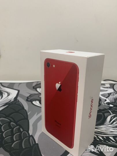 Коробка iPhone 8 RED