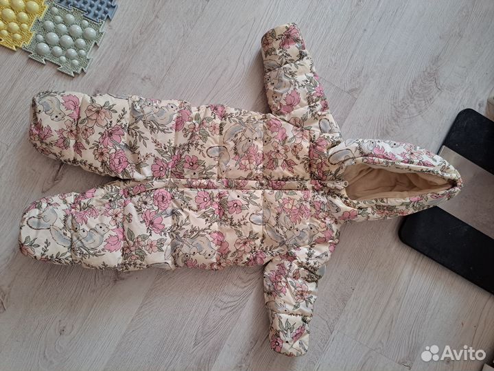 Зимний комбинезон для девочки