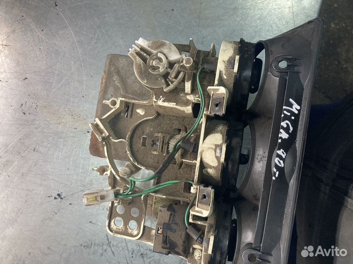 Переключатель печки Митсубиси Галант 90 год