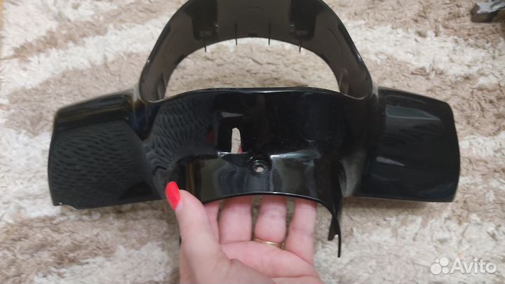 Пластик облицовка фары Suzuki Lets 4