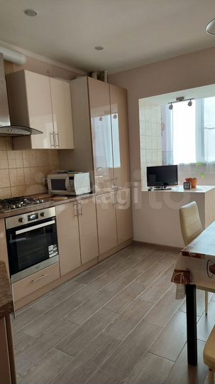 2-к. квартира, 69,7 м², 1/9 эт.