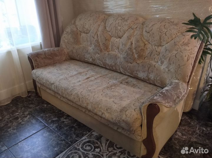 Диван и 2 кресла