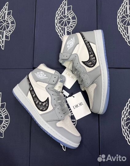 Кроссовки Dior x Nike Air Jordan 1 High OG