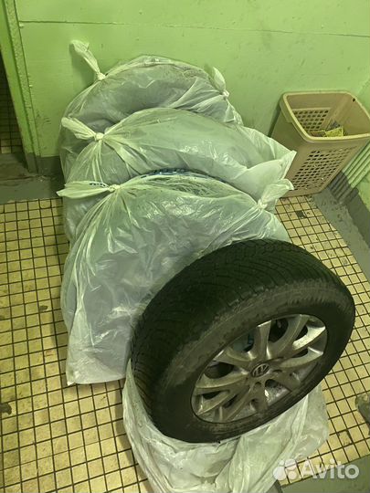 R17 Continental ContiExtremeContact 235/65, PCD 5x130 DIA 71.5