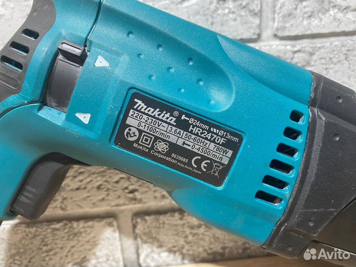 Перфоратор makita HR 2470