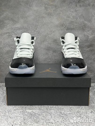 Кроссовки Jordan Air Jordan 11 Retro